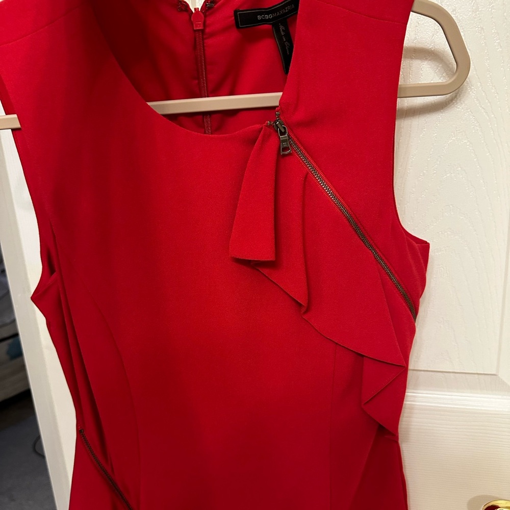 Red BCBG top with zippers